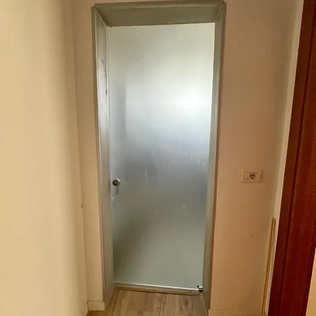 Flow Apartment *